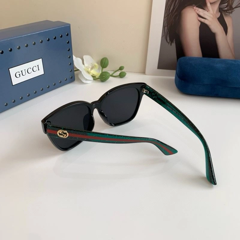 Efficient Gucci Sunglasses 279411