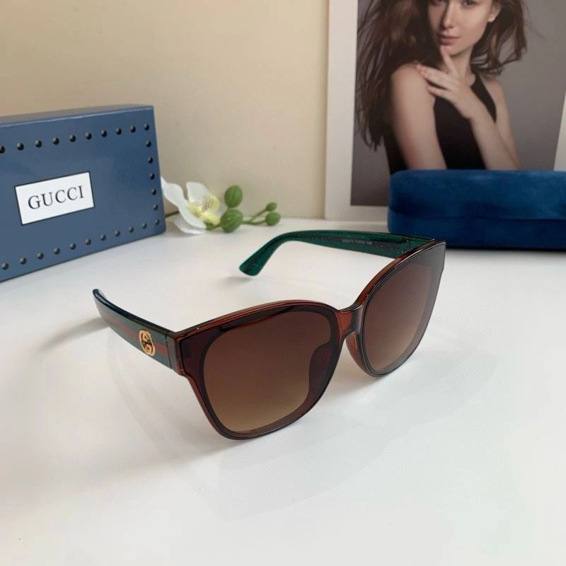 Gucci Sunglasses Functional 279410