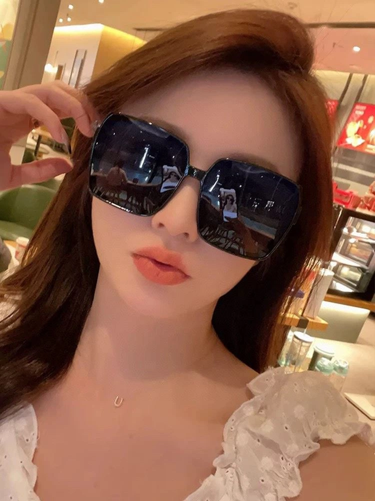 Gucci Sunglasses HighQuality 279985