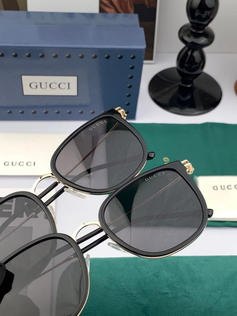 Gucci Sunglasses SportInspired 279984