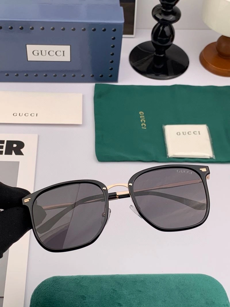 Stretchable Gucci Sunglasses 279982