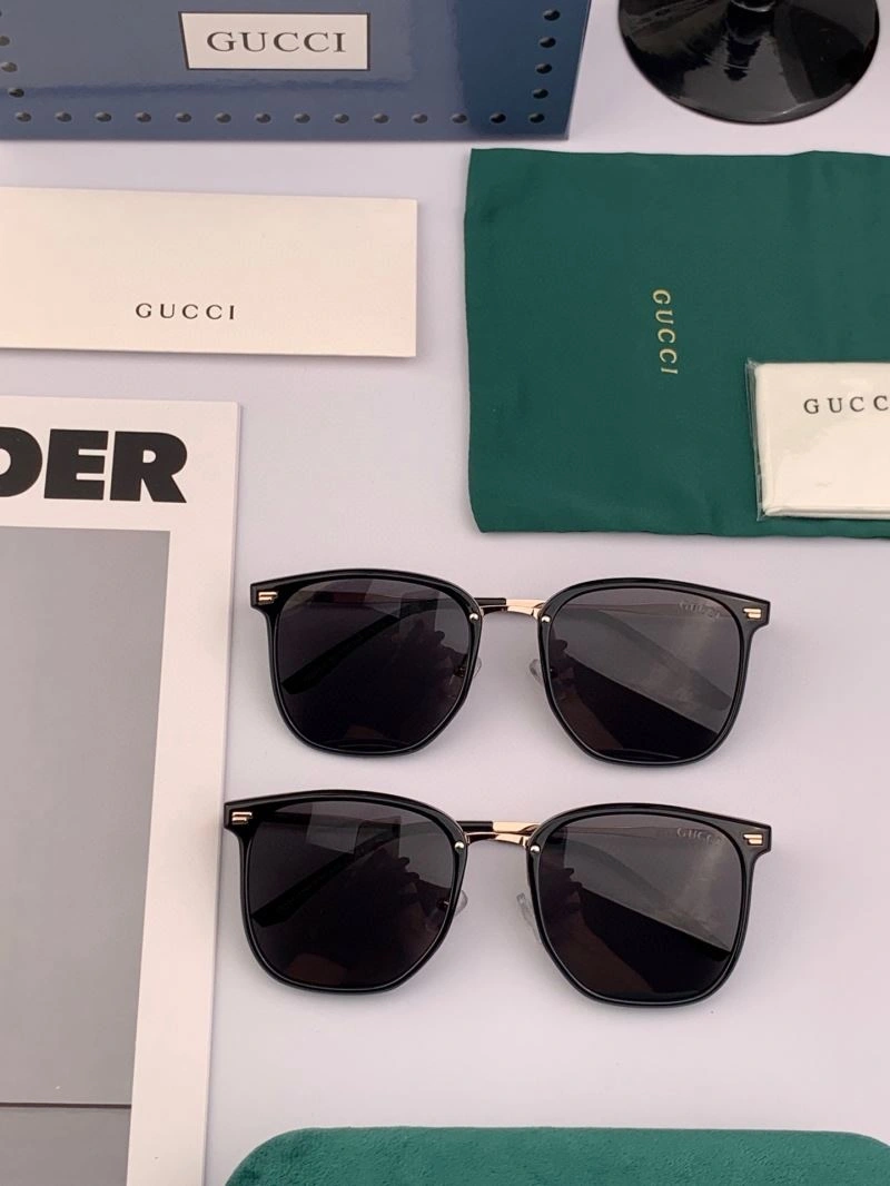Stretchable Gucci Sunglasses 279982