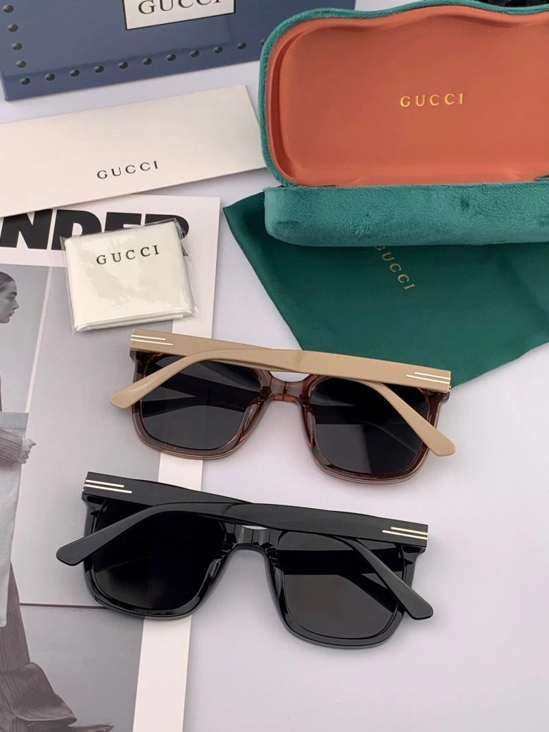 Gucci Sunglasses SmoothTexture 279988