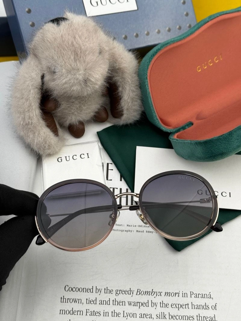 Gucci Sunglasses RelaxedFit 279987