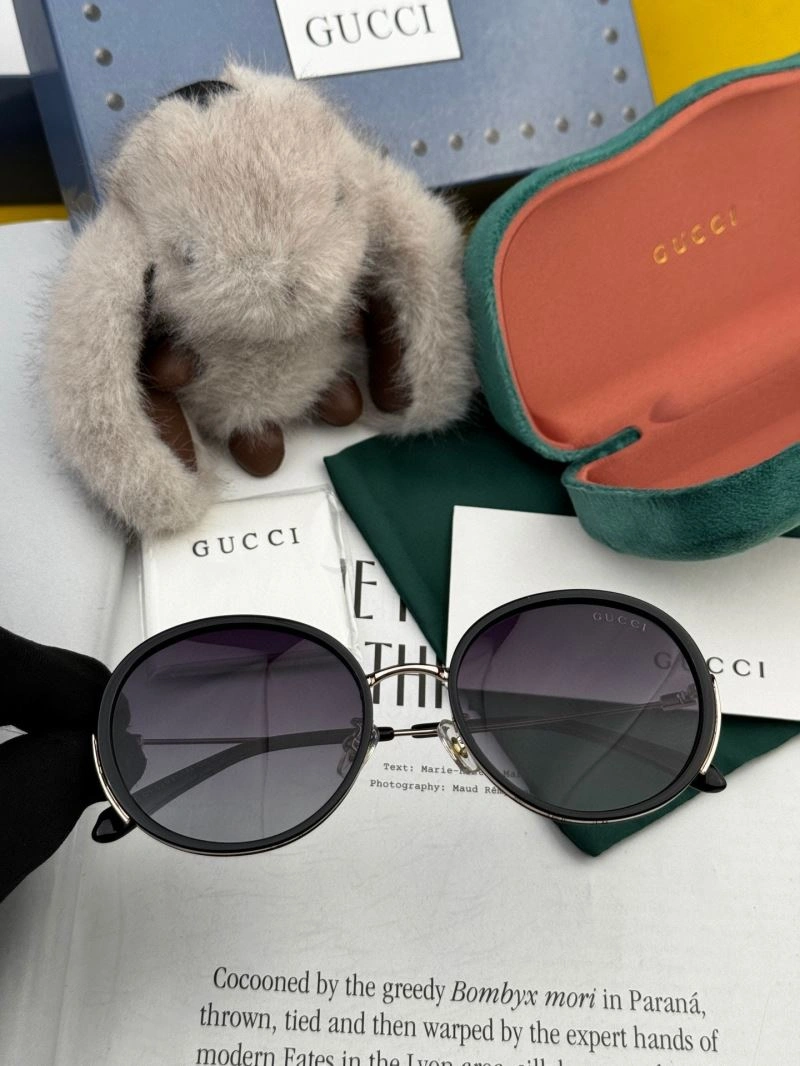 Gucci Sunglasses RelaxedFit 279987