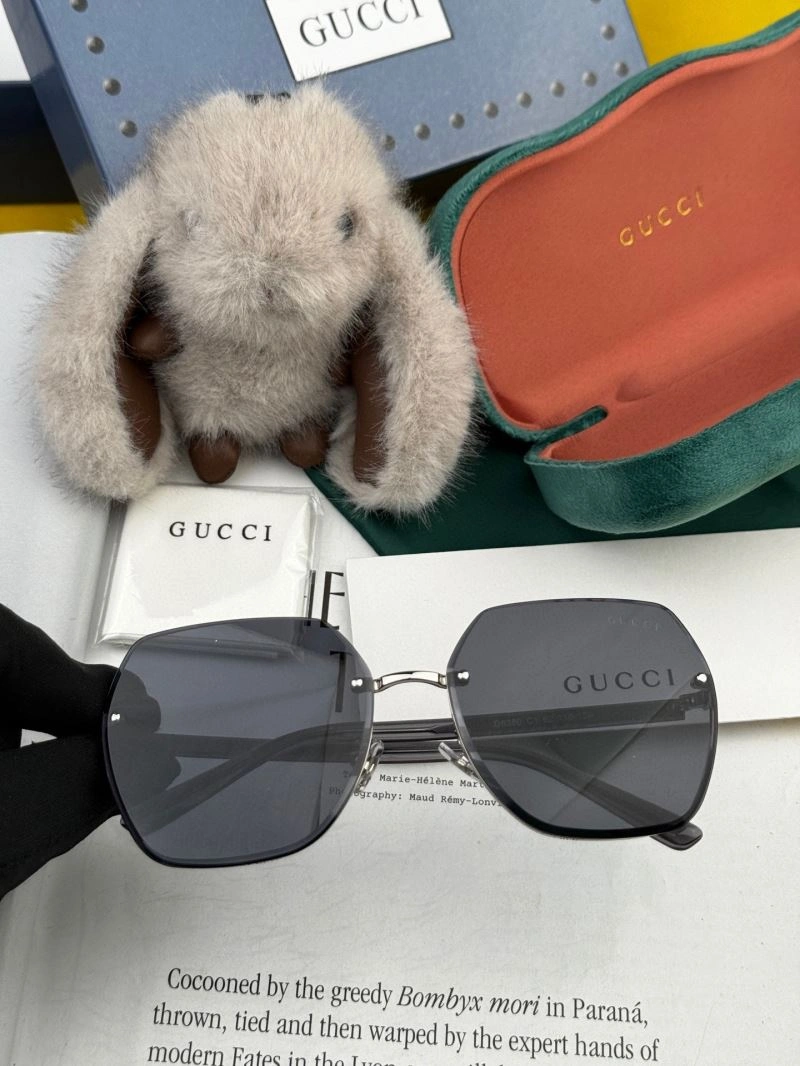 Sustainable Gucci Sunglasses 279958