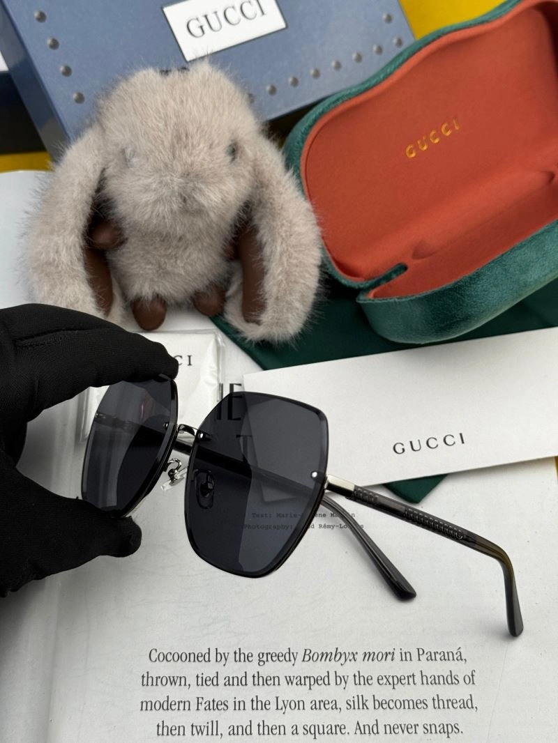 Sustainable Gucci Sunglasses 279958
