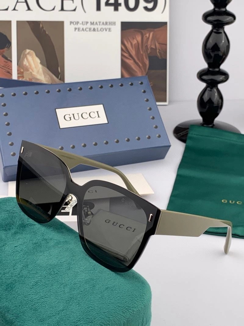 Lightweight Gucci Sunglasses 279977