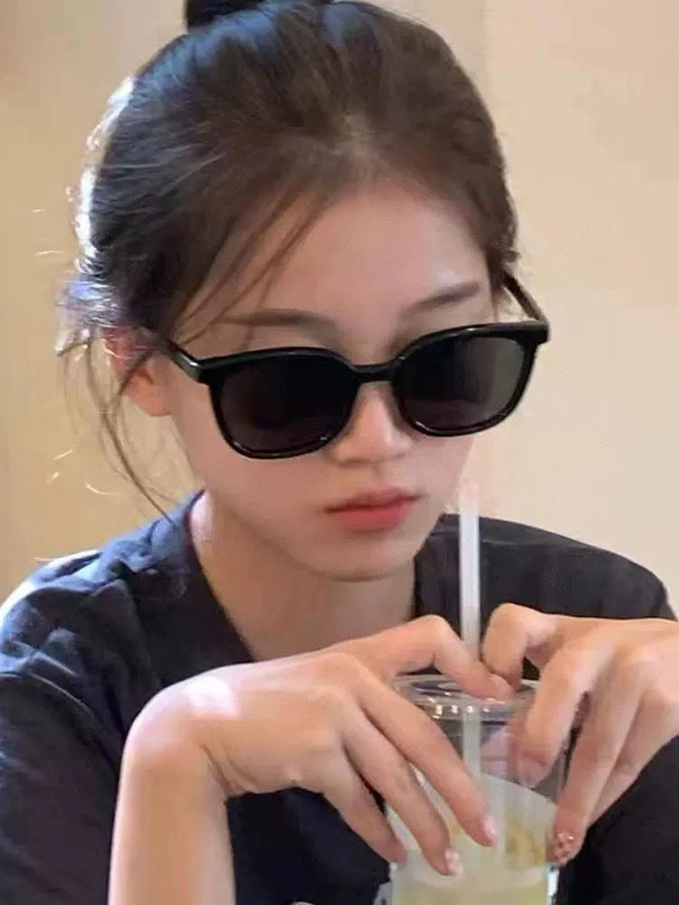 Gucci Sunglasses Lightweight 279960