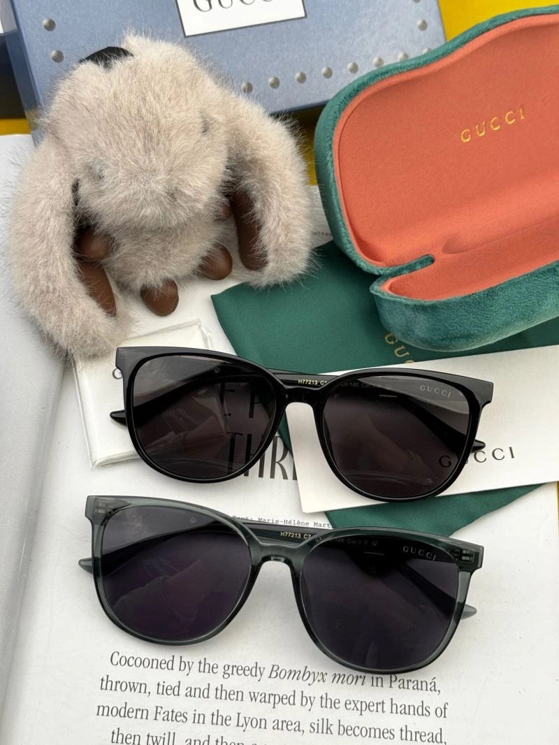Gucci Sunglasses Lightweight 279960