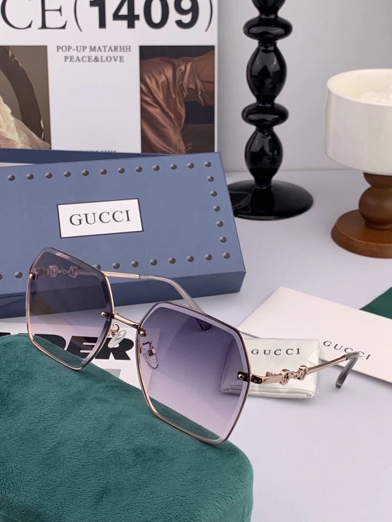 Gucci Sunglasses Colorful 279972