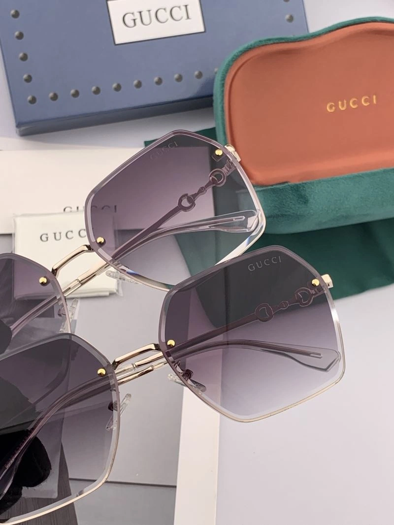Gucci Sunglasses Colorful 279972
