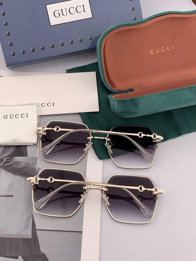 Gucci Sunglasses Colorful 279972