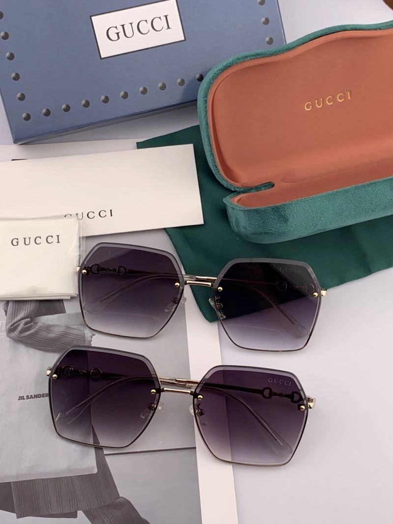 Gucci Sunglasses Colorful 279972