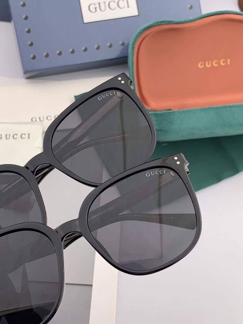 AllSeason Gucci Sunglasses 279956