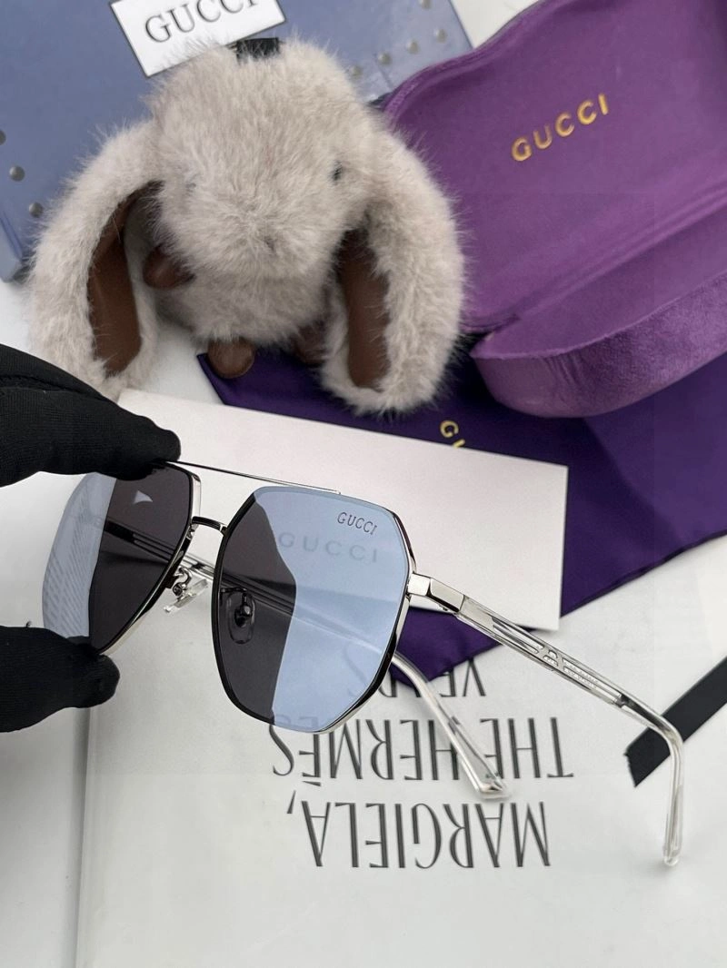 Gucci Sunglasses Durable 279961