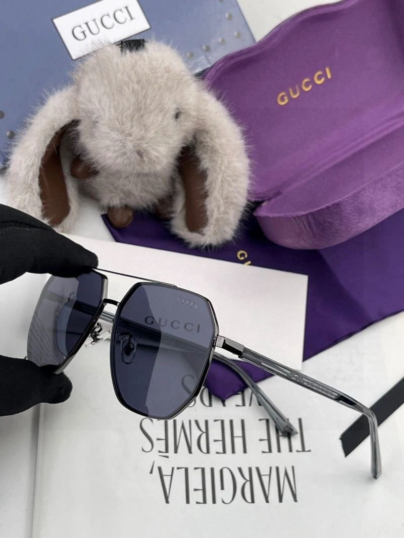 Gucci Sunglasses Durable 279961