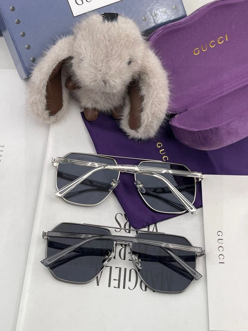 Gucci Sunglasses Durable 279961