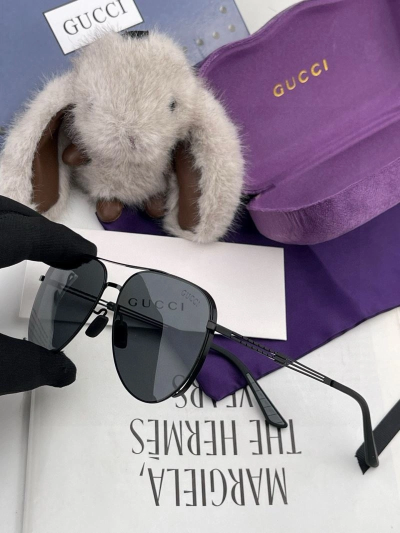 Gucci Sunglasses Functional 279968