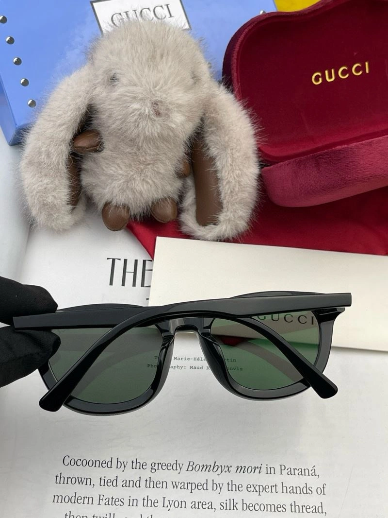 Unisex Gucci Sunglasses 279962