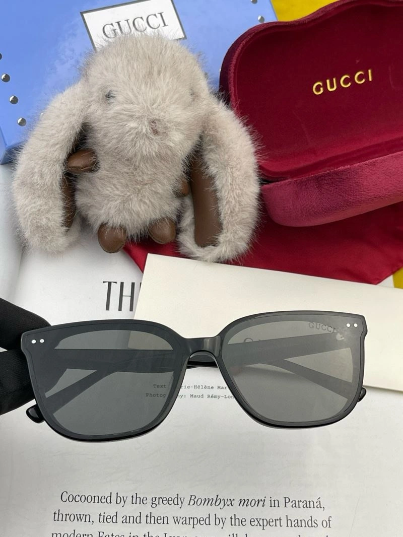 Gucci Sunglasses GoAnywhere 279969