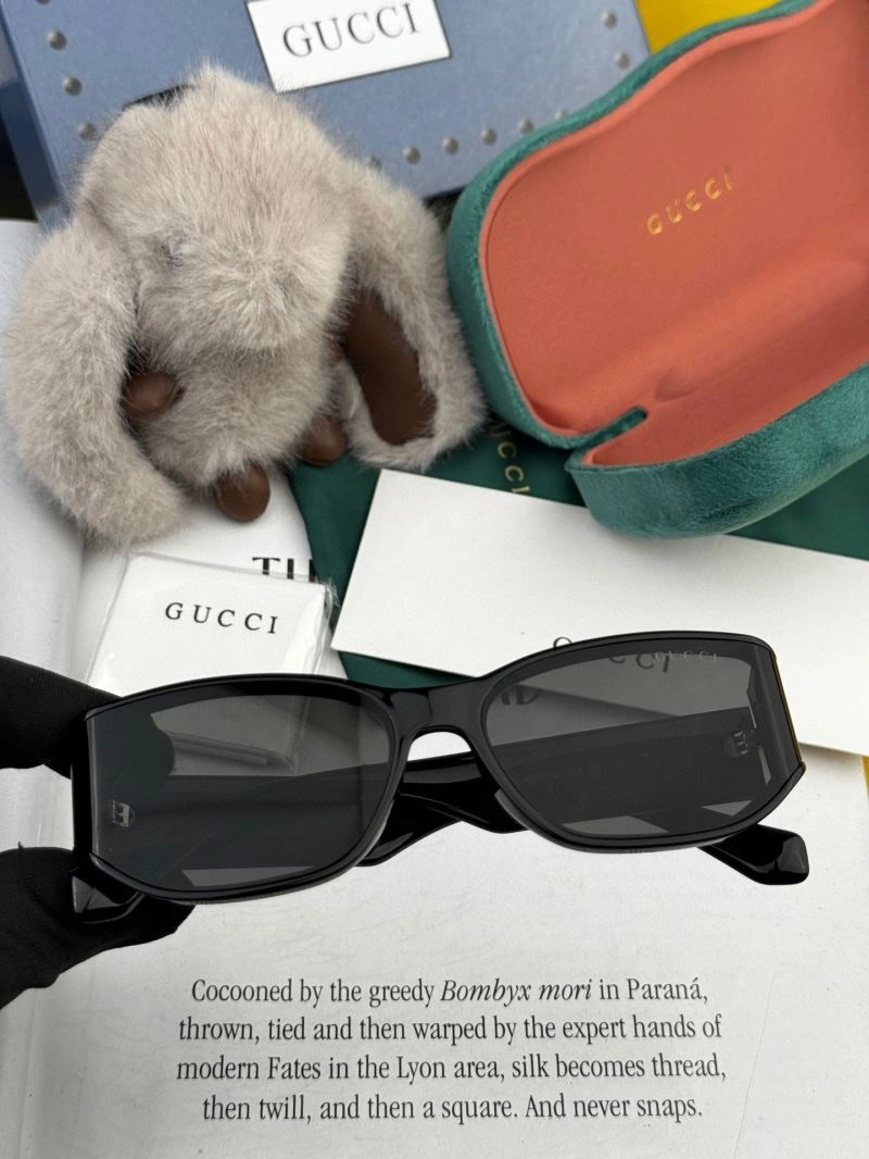 Gucci Sunglasses TravelReady 279975