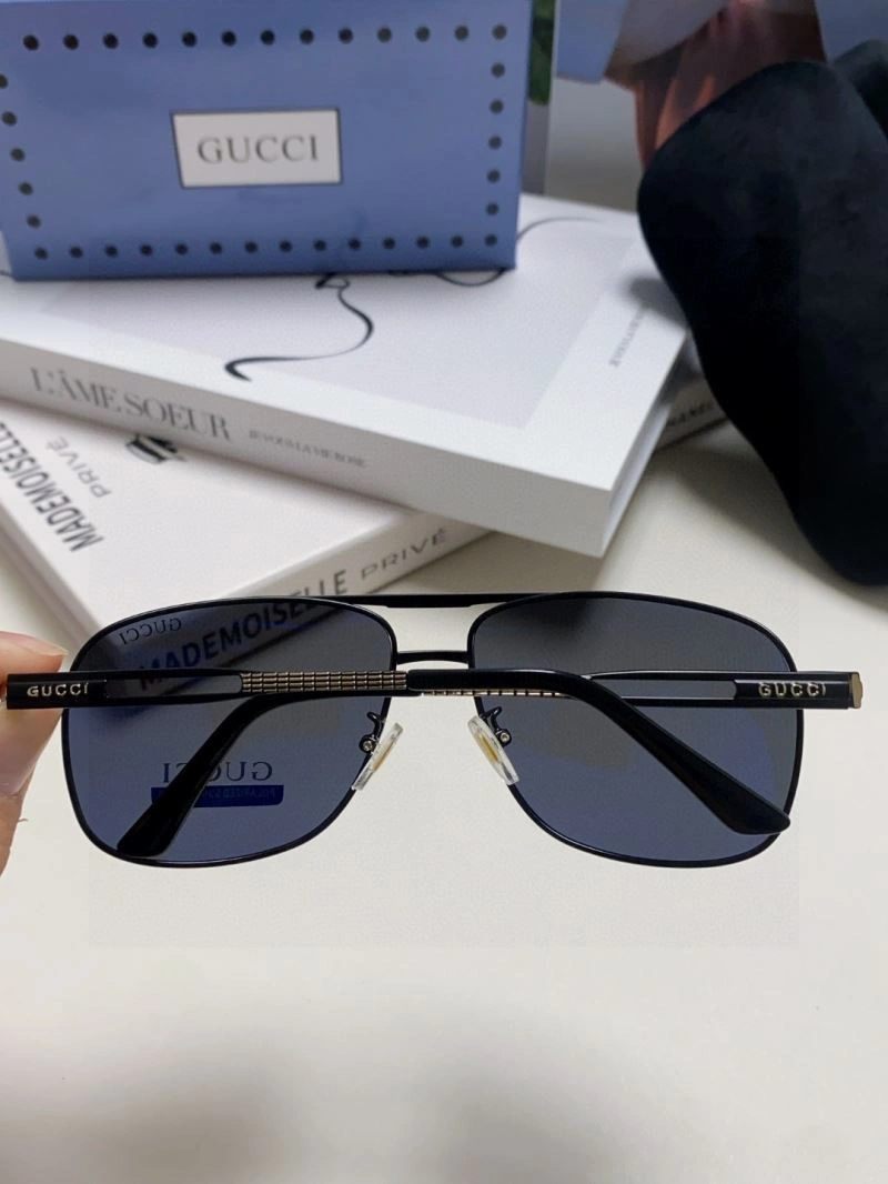 Gucci Sunglasses FashionForward 279970