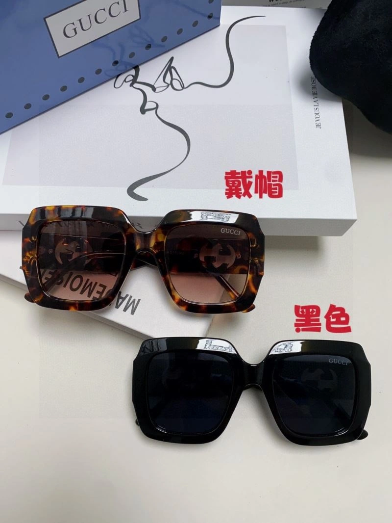 Gucci Sunglasses FashionForward 279954