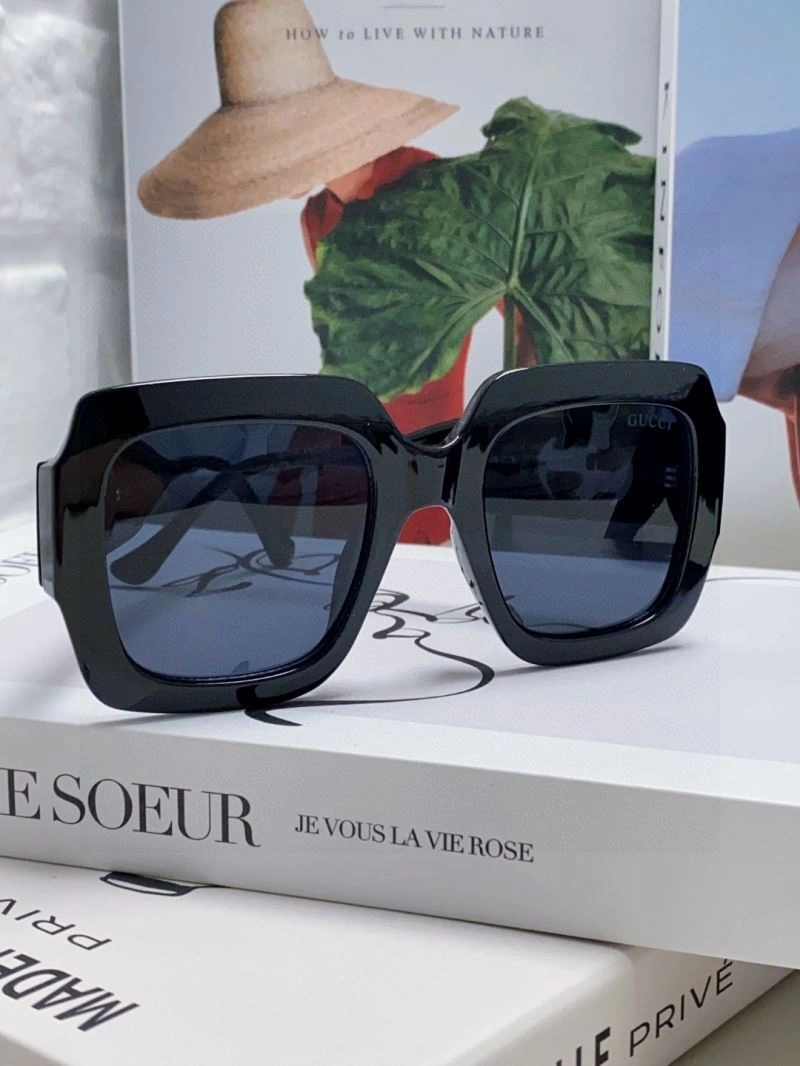 Gucci Sunglasses FashionForward 279954