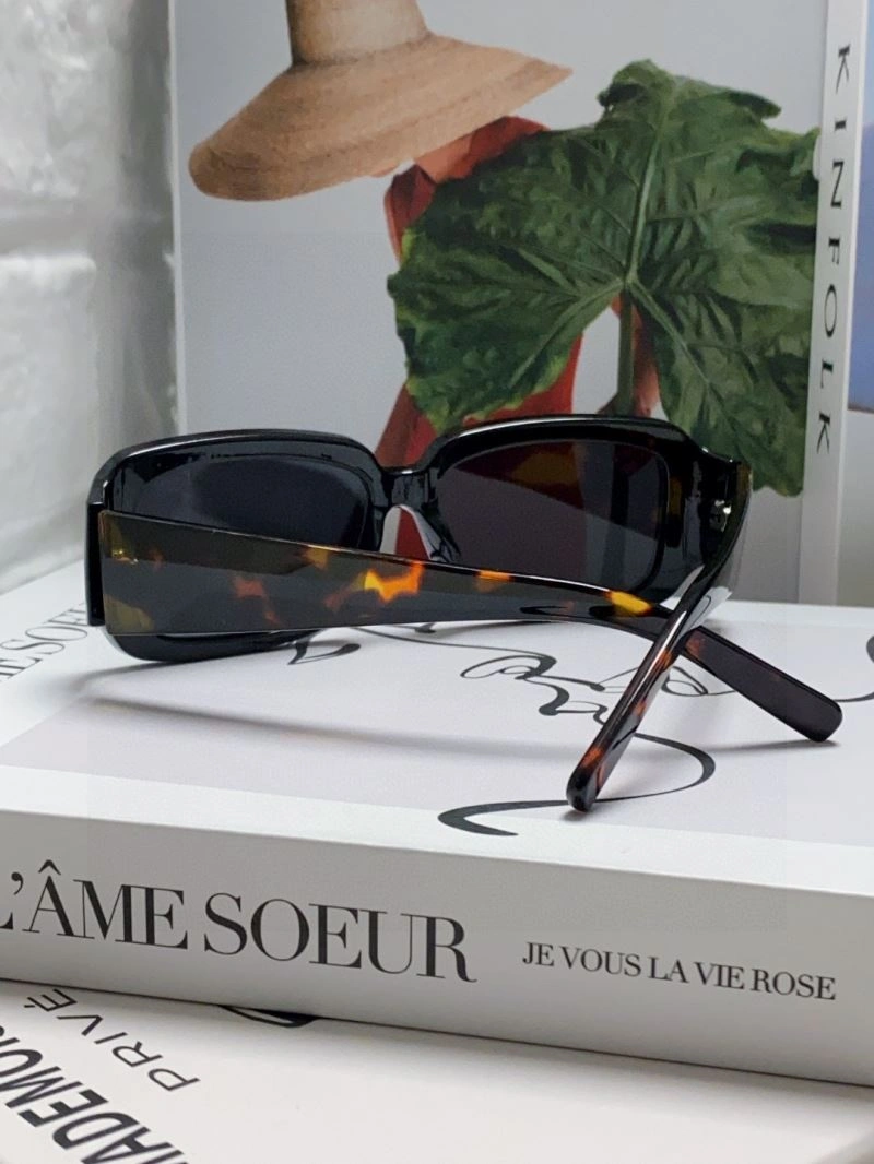 FashionForward Gucci Sunglasses 279953