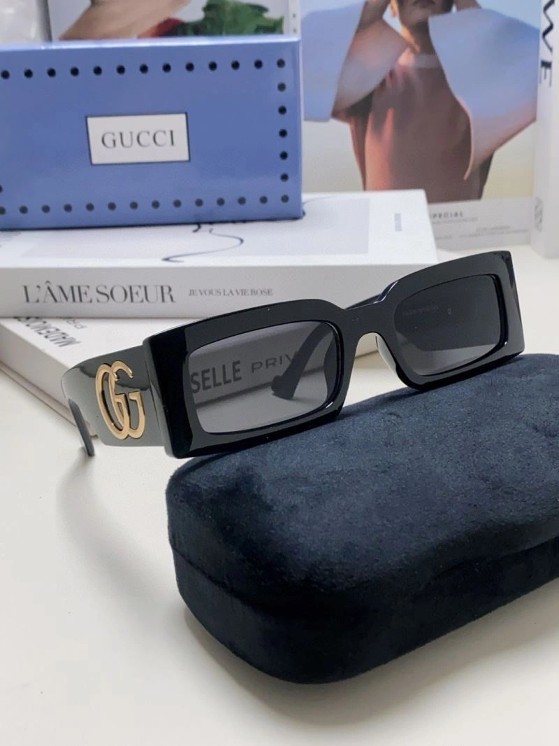 Gucci Sunglasses Contemporary 279952
