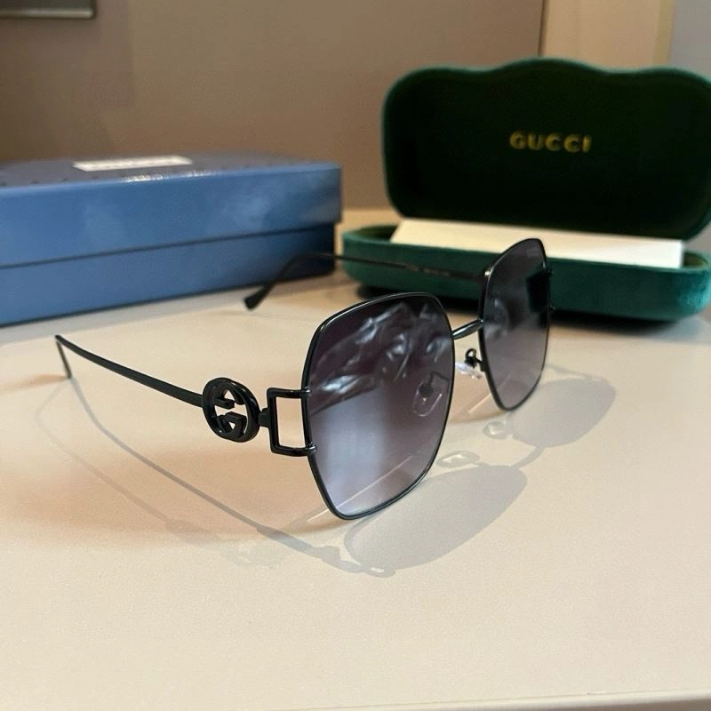 MoistureWicking Gucci Sunglasses 279923