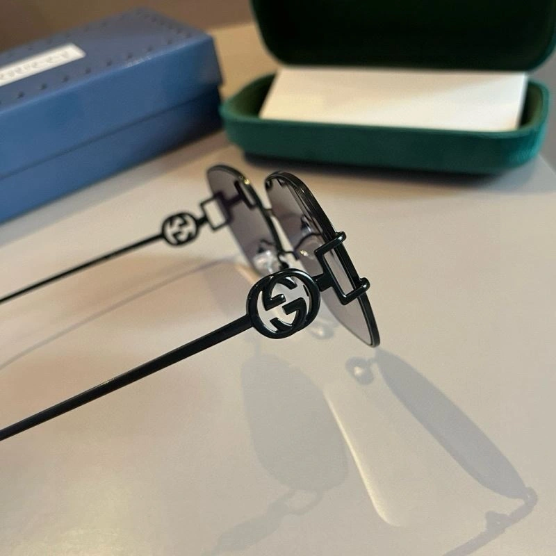MoistureWicking Gucci Sunglasses 279923