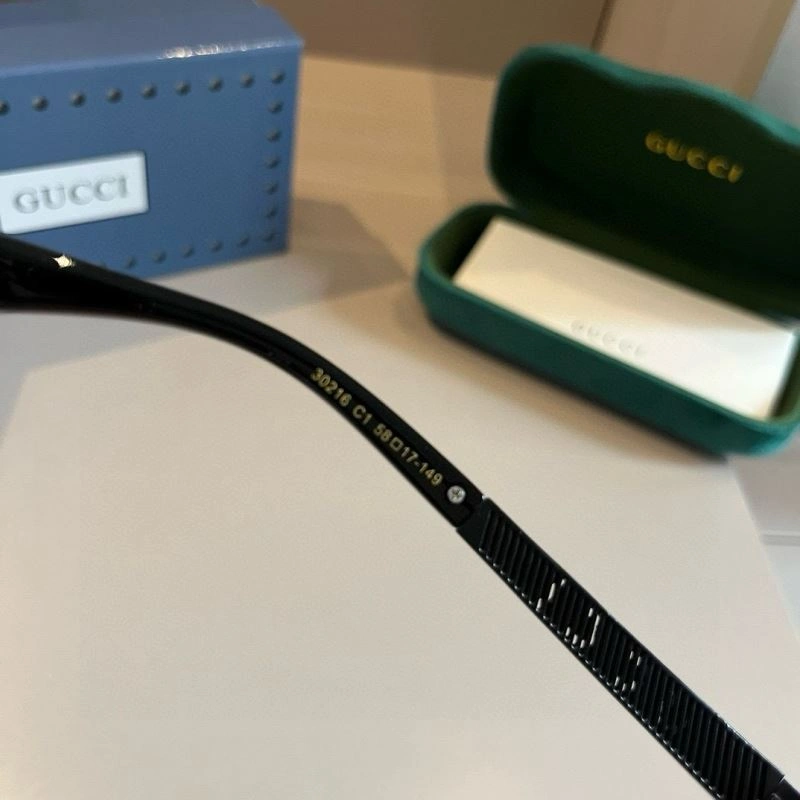 Gucci Sunglasses TimelessDesign 279926