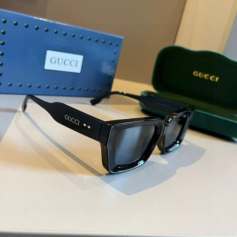 Comfortable Gucci Sunglasses 279936