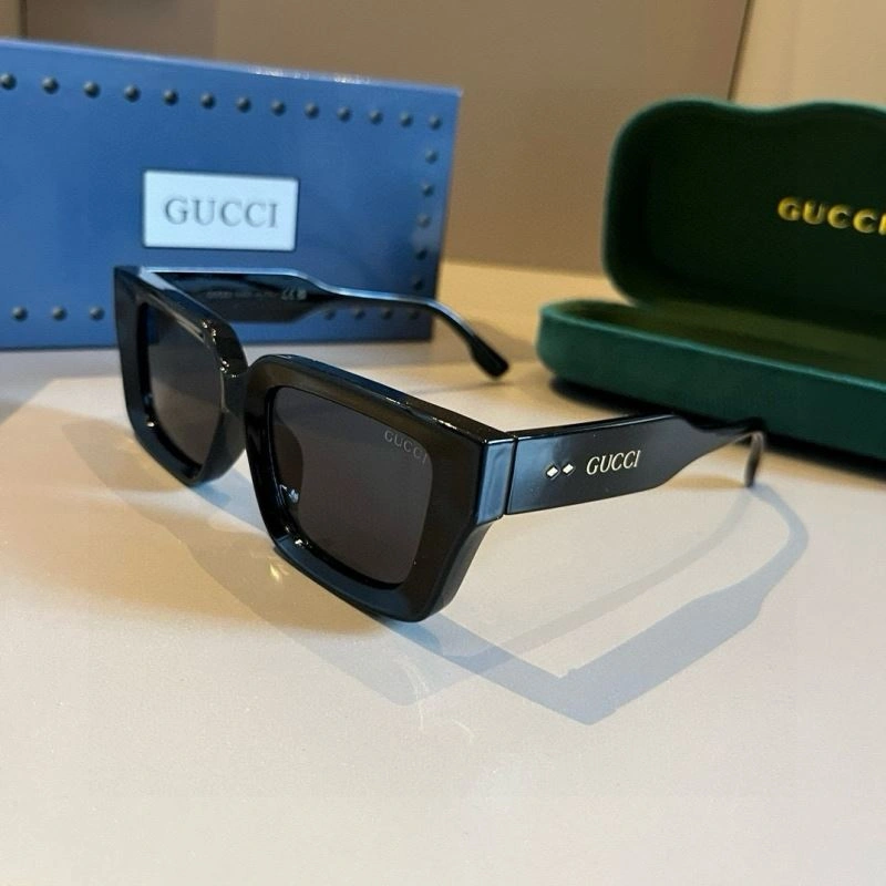 Comfortable Gucci Sunglasses 279936