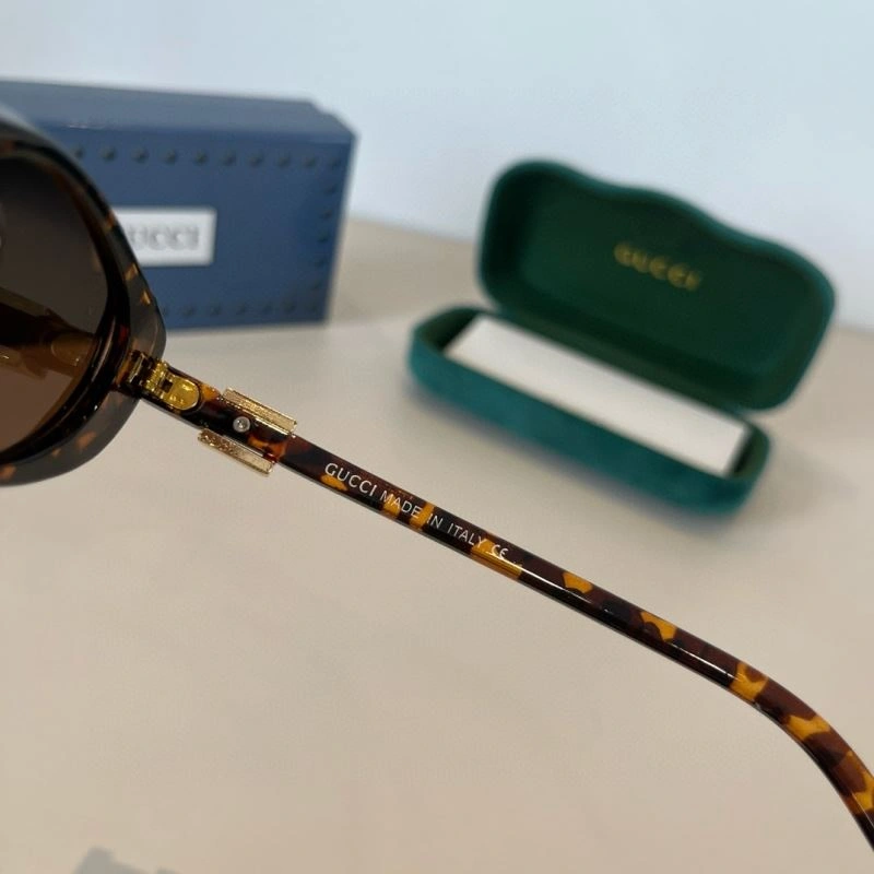 Gucci Sunglasses GoAnywhere 279940