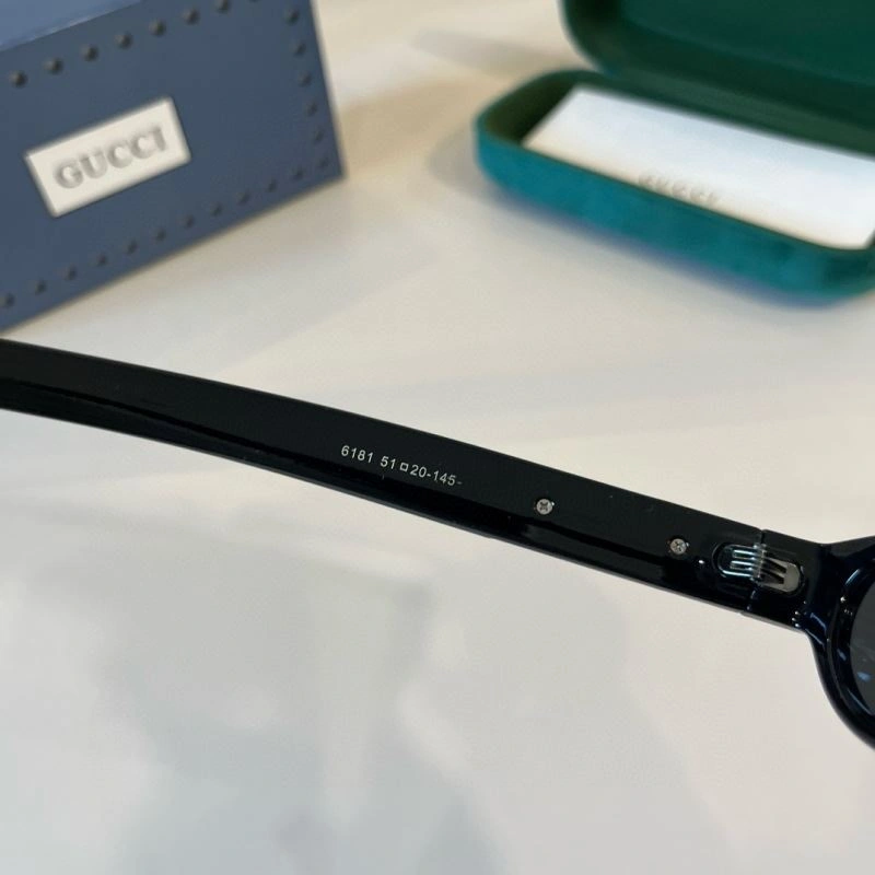 Gucci Sunglasses UrbanStyle 279919