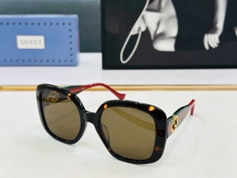 Refined Gucci Sunglasses 279949