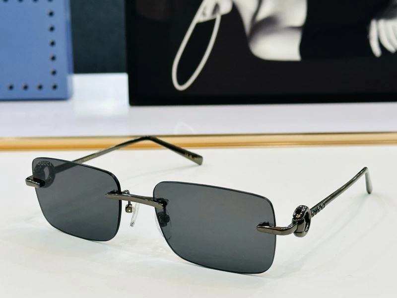 Gucci Sunglasses Durable 279947