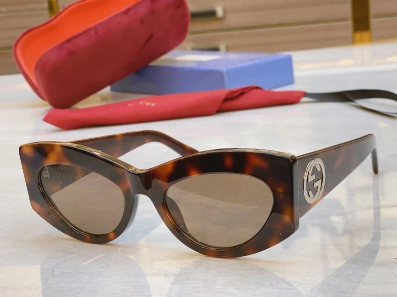 Gucci Sunglasses Premium 279942
