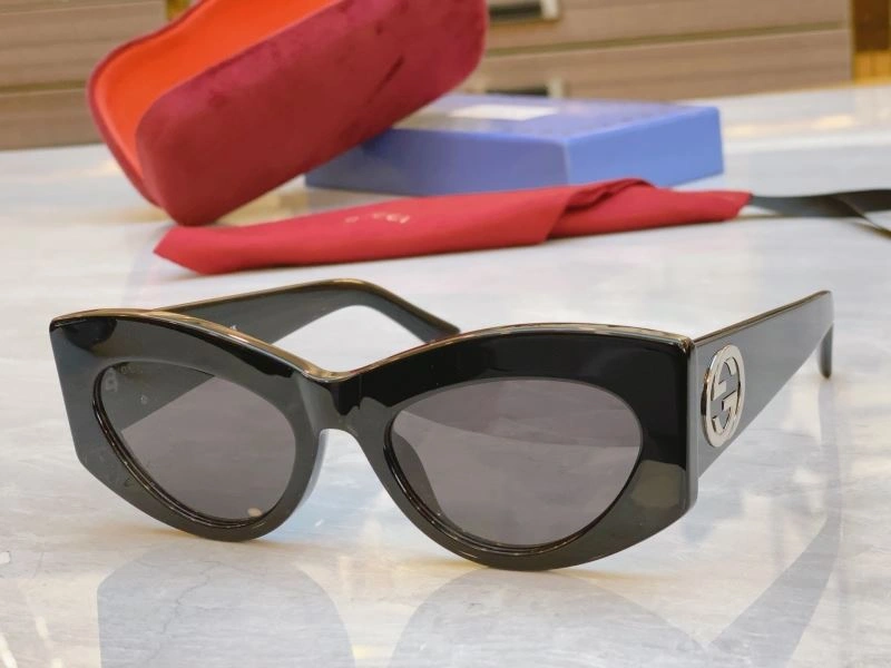 Gucci Sunglasses Premium 279942