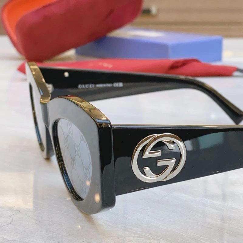 Gucci Sunglasses Premium 279942
