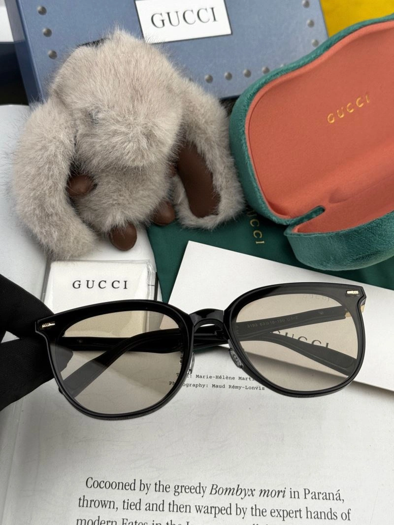 Durable Gucci Sunglasses 279928