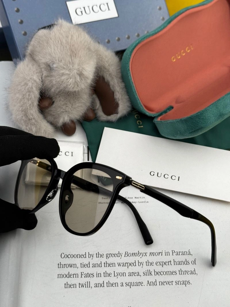 Durable Gucci Sunglasses 279928