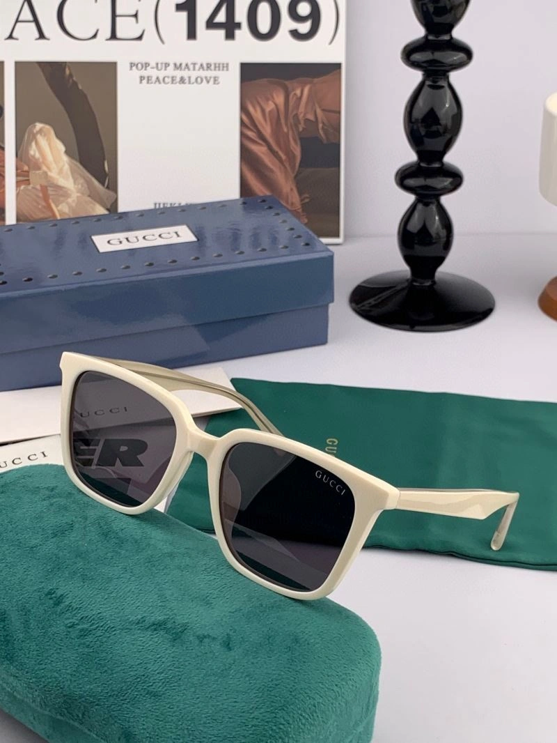 Stretchable Gucci Sunglasses 279924