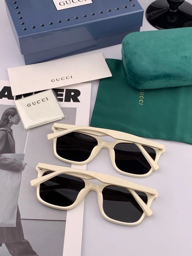 Stretchable Gucci Sunglasses 279924