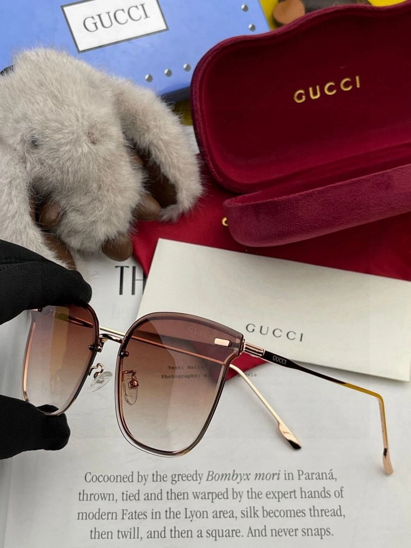 Resilient Gucci Sunglasses 279914