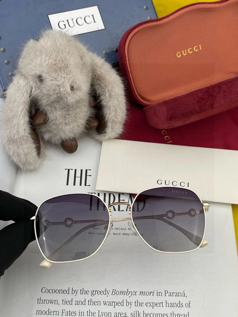 Gucci Sunglasses Seasonal 279913