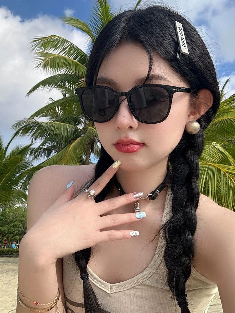 Minimalist Gucci Sunglasses 279912